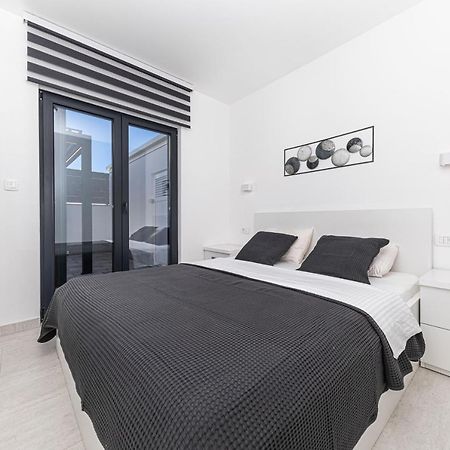 Luxury Apartment Pia With Swimming Pool And Grill Trogir Kültér fotó